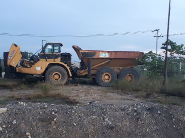 ARTICULATED DUMP TRUCK 740