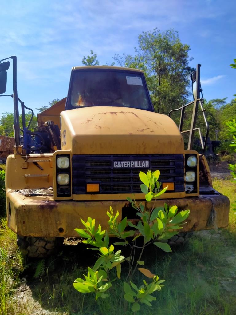ARTICULATED DUMP TRUCK 740